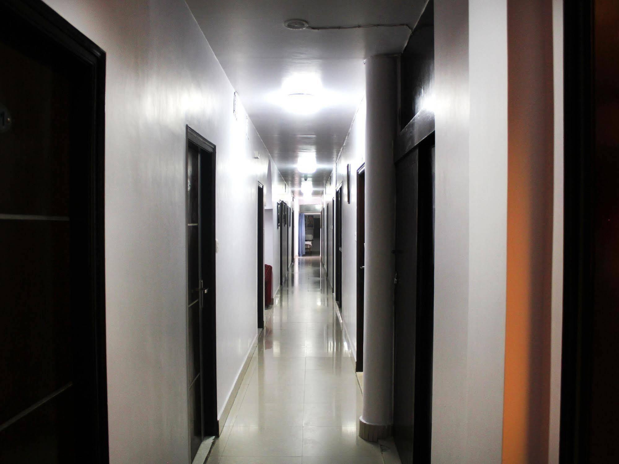 Hotel Rajmandir Faridabad Exterior foto